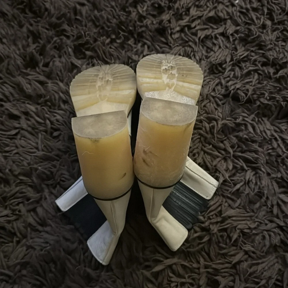 Free people James Chelsea boots bone and black